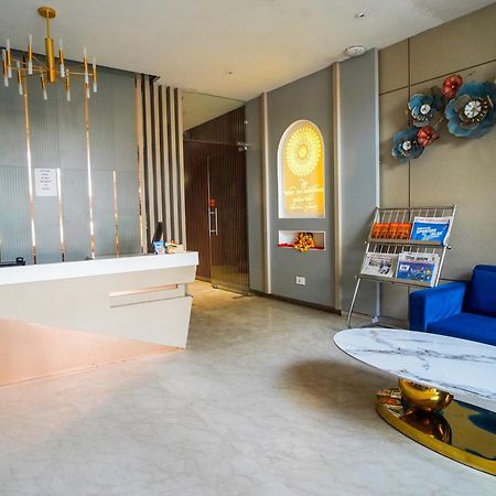 Familia Hotel And Banquets 勒克瑙 外观 照片